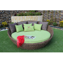 Unique design with high quality synthetic Poly Rattan Round Lounger